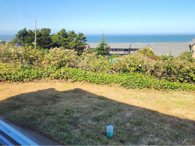 House for sale in Gold Beach