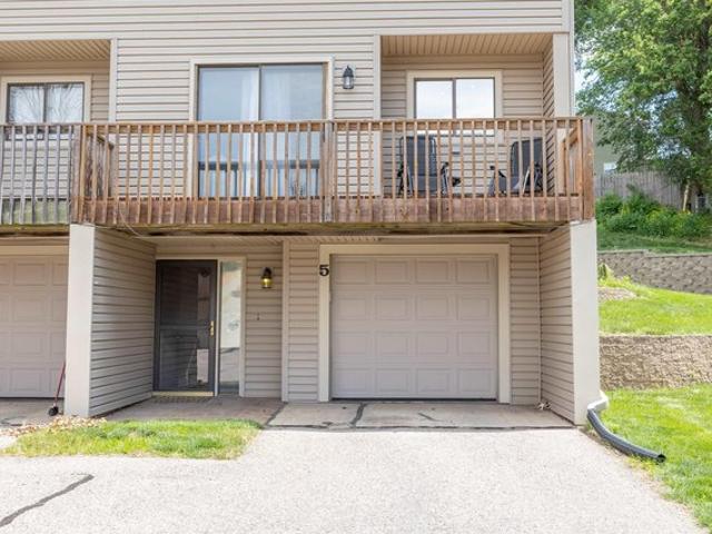 Condo for sale in Woodbury, Iowa