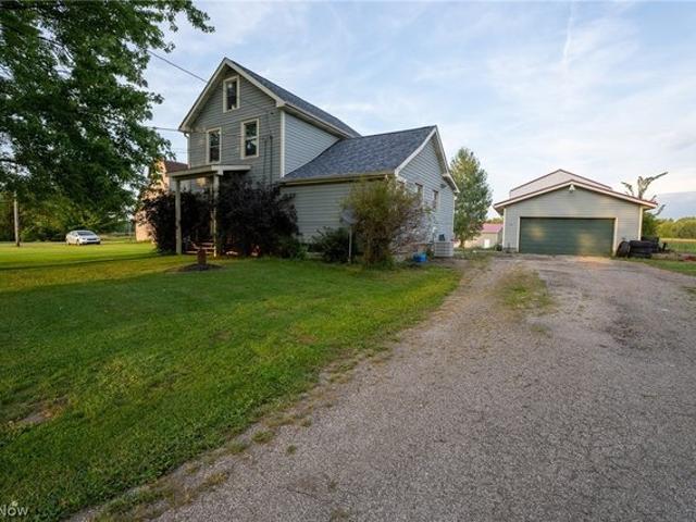 House for sale in Jefferson, Ohio