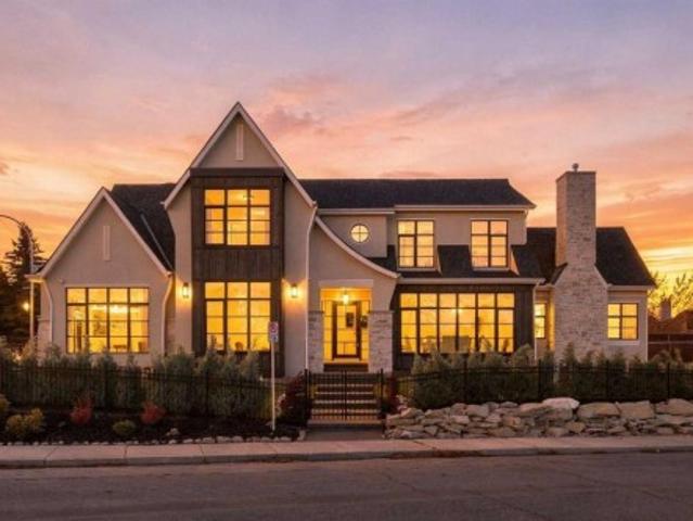 House for sale in St. Andrews Heights, Calgary