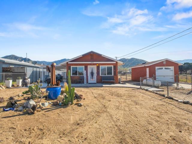 House for sale in Lake Isabella, Kern County