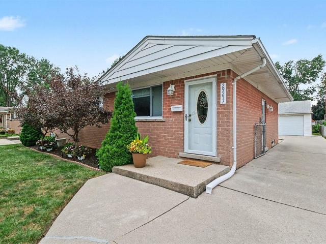 House for sale in Saint Clair Shores, Michigan