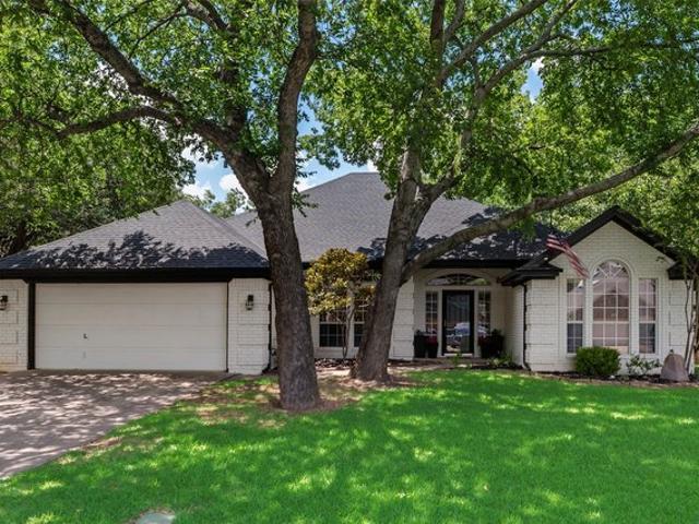 House for sale in Hurst, Texas