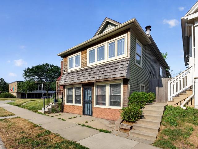 House for sale in Bay View, Milwaukee