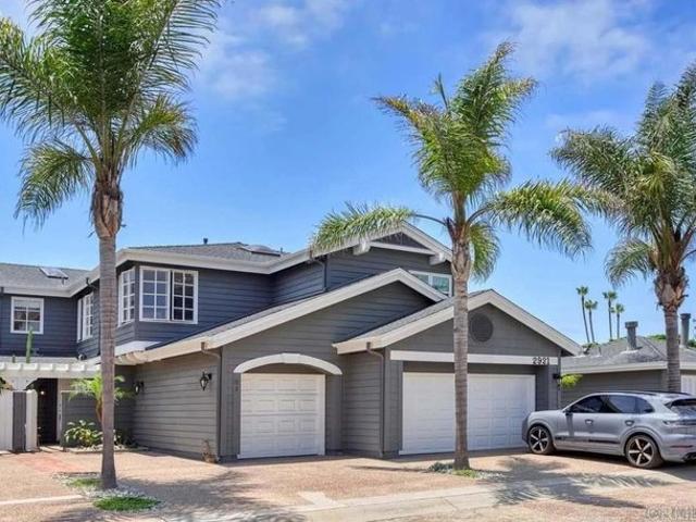 Townhouse for sale in Del Mar, California