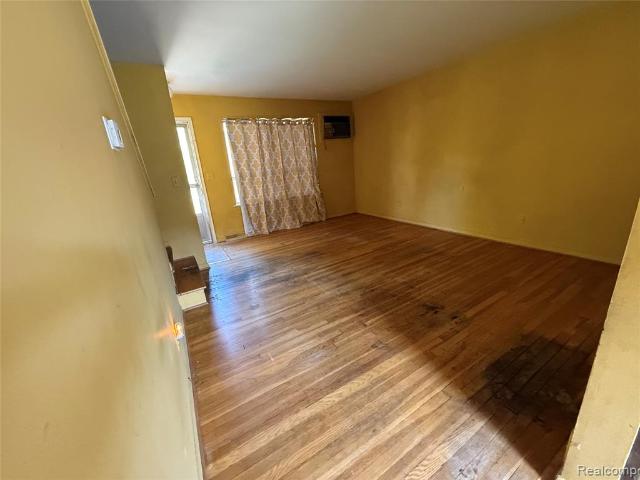 Condo for sale in Madison Heights, Michigan