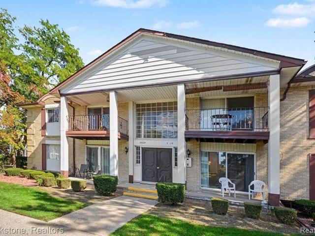 Condo for sale in Warren, Macomb County