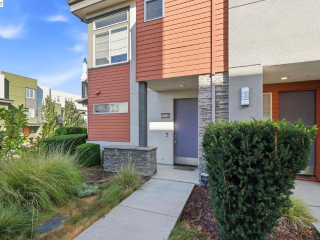 Condo for sale in Hayward, California