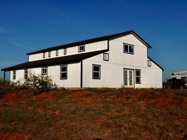House for sale in Cashion, Oklahoma