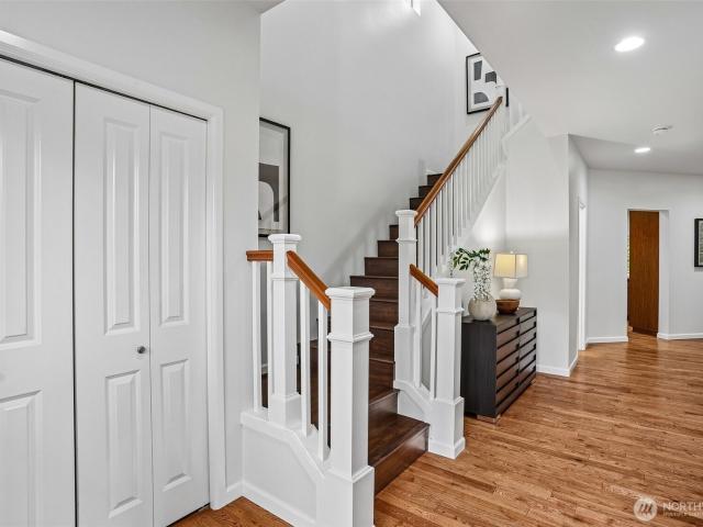 House for sale in Mill Creek East, Bothell
