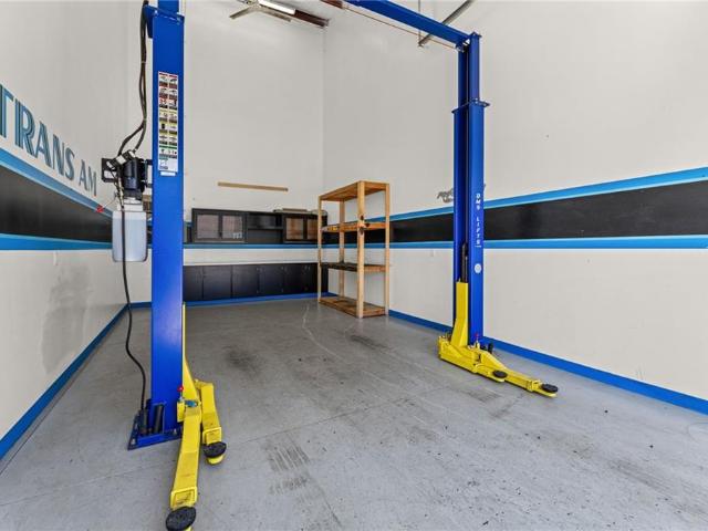 Commercial for sale in Kansas