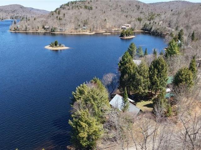 House for sale in Oneida, New York
