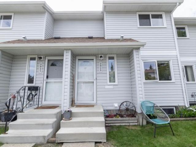 Townhouse for sale in Edmonton