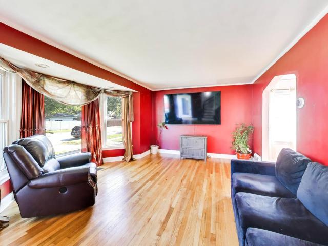 House for sale in Evergreen Park, Illinois