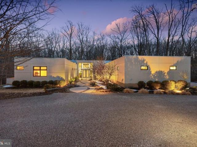 House for sale in Halcyon Gate, Pikesville