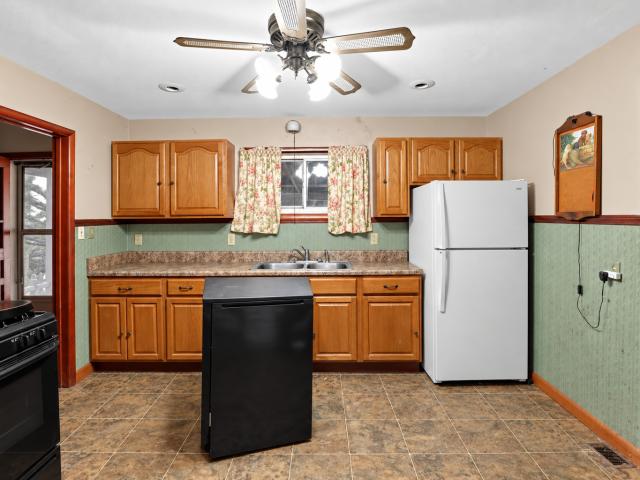House for sale in Centralia, Washington County