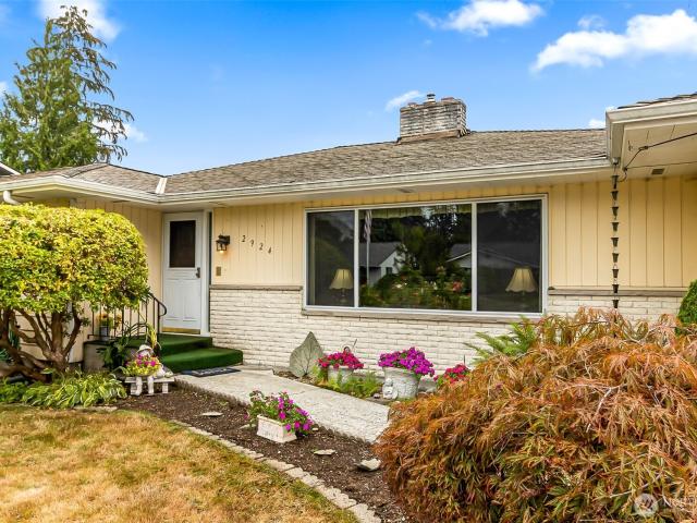 House for sale in Everett, Washington