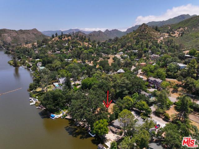 Land for sale in Agoura Hills Land for sale in Agoura Hills