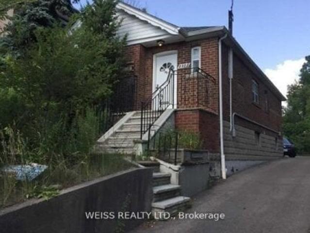 House for rent in Woburn, Ontario