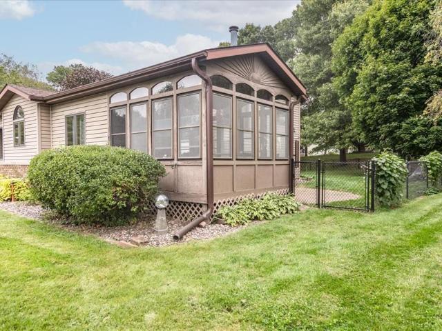 House for sale in Shorewood Heights, Menomonie