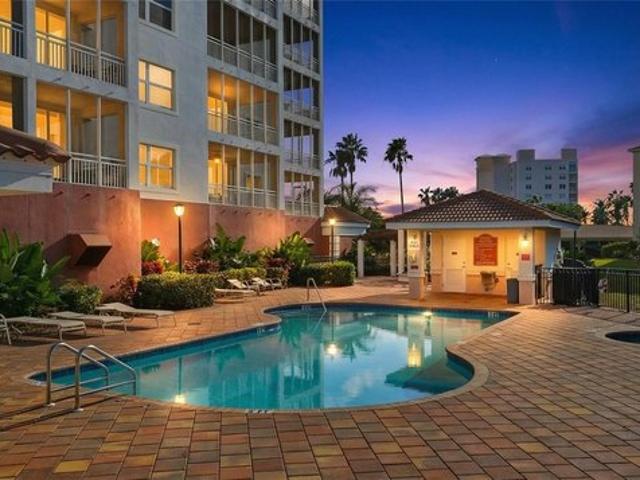 Condo for sale in Palmetto, Florida