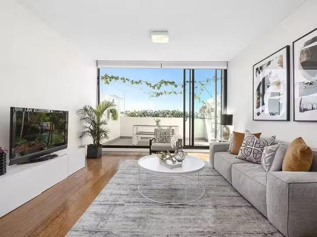 Apartment for rent in North Willoughby