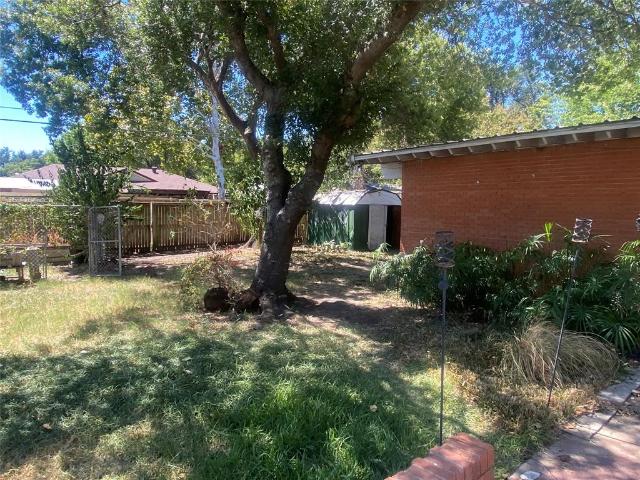 House for sale in Farmers Branch, Texas