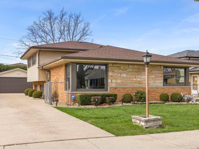 Property for sale in Westchester, Illinois