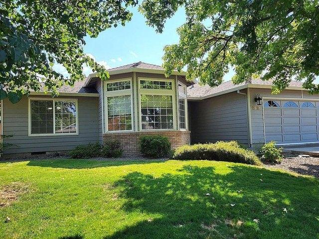House for sale in Oregonia