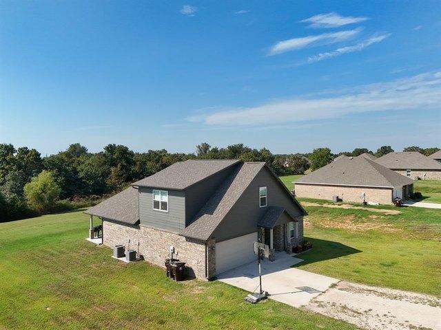 House for sale in Mcloud, Oklahoma