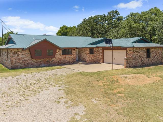 House for sale in Elmore City, Oklahoma