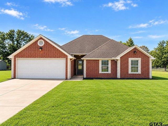 House for sale in Mount Pleasant, Titus County