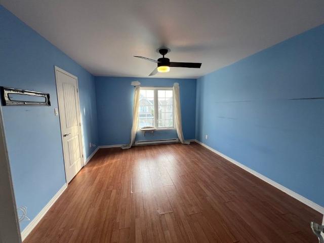 House for rent in Laval