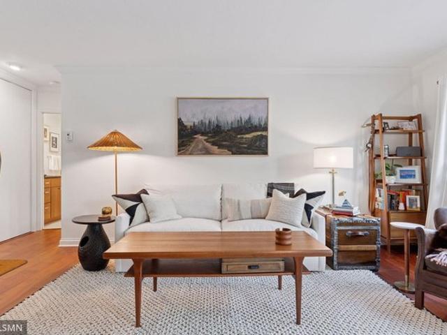 Condo for sale in Hennepin, Minnesota