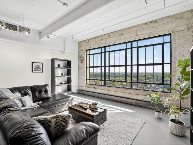 Condo for sale in Hennepin, Minnesota