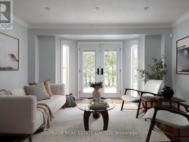 House for sale in Oakville, Ontario