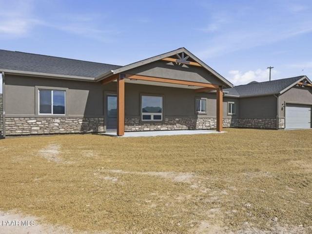 House for sale in Dewey, Arizona