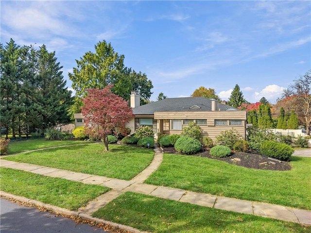 House for sale in West End, Allentown