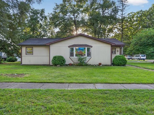 House for sale in Montrose, Genesee County