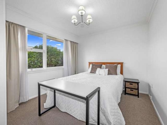 Apartment for sale in Chaslands, Canterbury