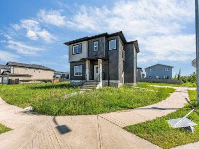 House for sale in Wedgewood, Alberta