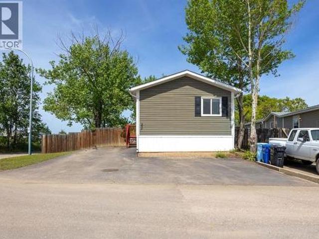 Condo for sale in Fort Mcmurray, Alberta