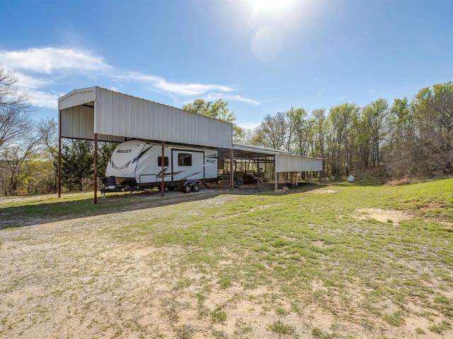 House for sale in Wise, Texas
