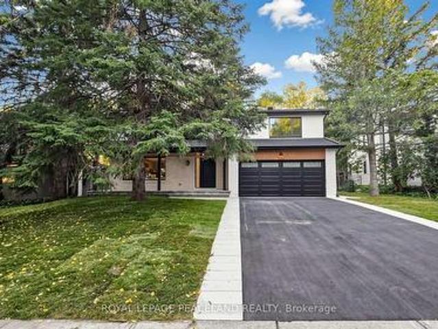 House for sale in Oakville, Golden Horseshoe