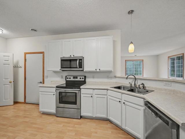 Townhouse for sale in Farmington, Dakota County