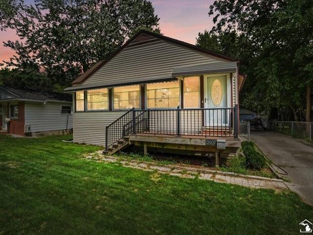 House for sale in Flat Rock, Michigan