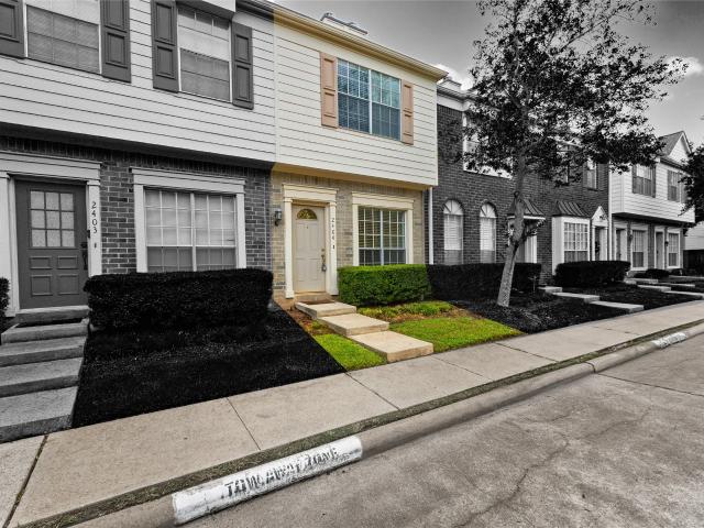 Townhouse for sale in Sugar Land