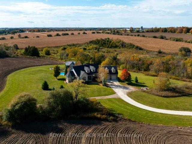 House for sale in Amaranth, Central Ontario
