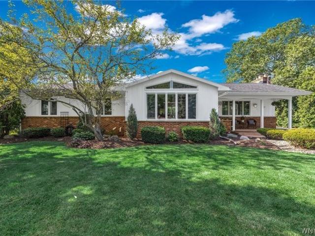 House for sale in Niagara, New York