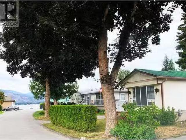 House for sale in Sorrento, British Columbia